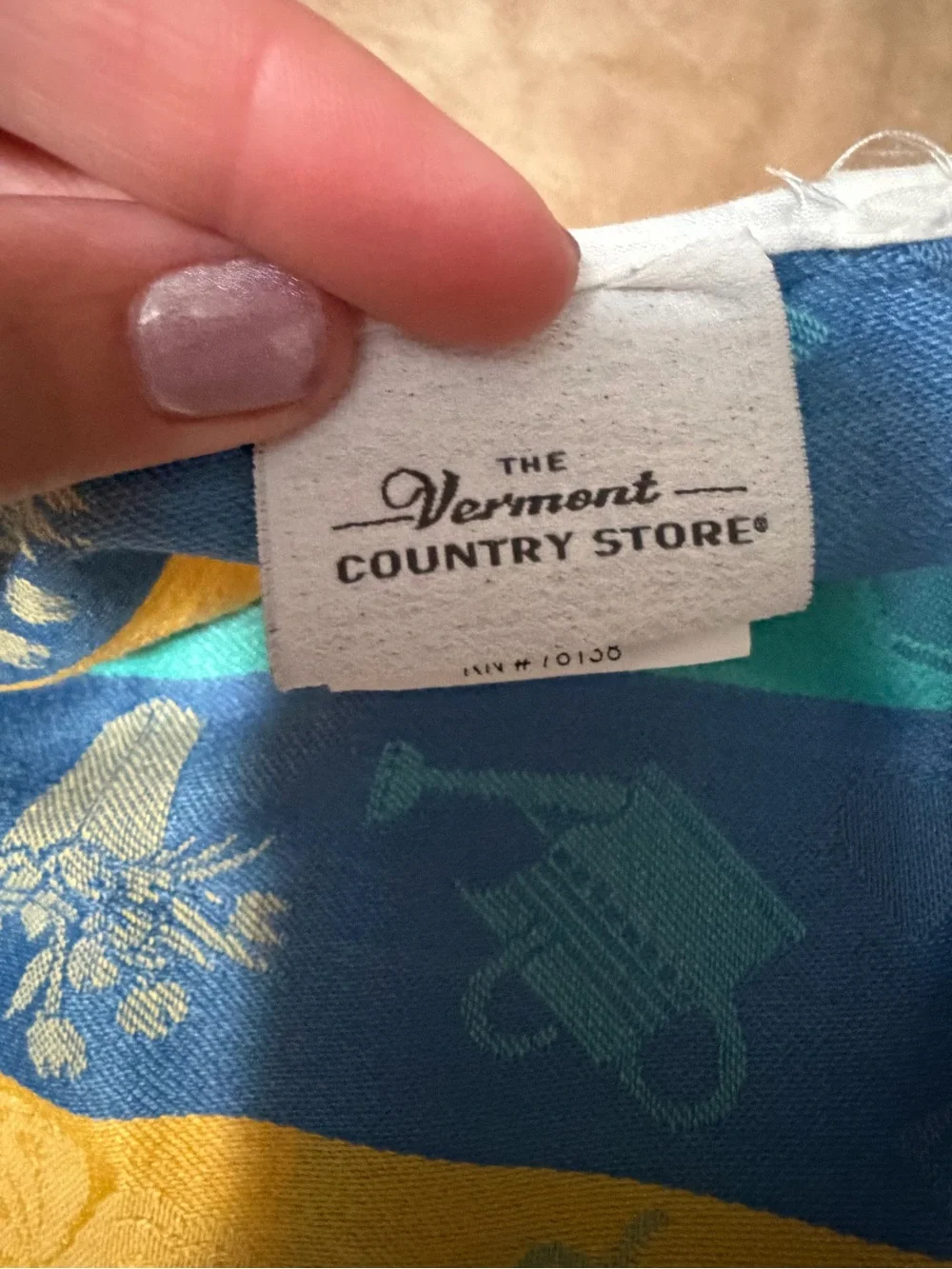 The Vermont Country Store 70” Round Checkered Spring Flowers Tablecloth